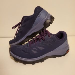 Salomon Women's OUTline GTX Hiking Shoes Size 7.5 (Basically New)
